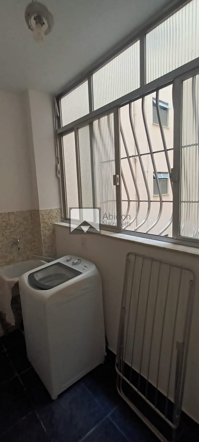 Apartamento à venda com 2 quartos, 70m² - Foto 19