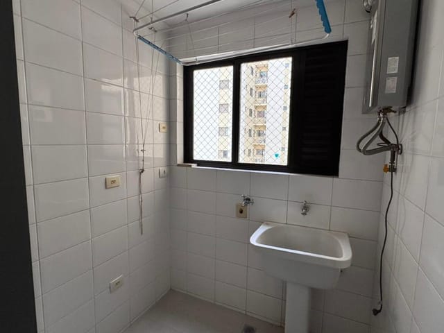 Apartamento com 167m² 3 quartos e 2 banheiros, à venda, no bairro Judith em Londrina