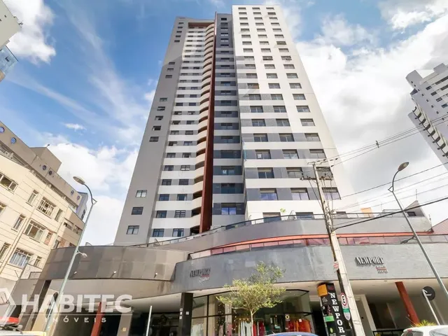 Apartamento 2 quartos e 1 banheiro, para alugar, no bairro Centro em Curitiba