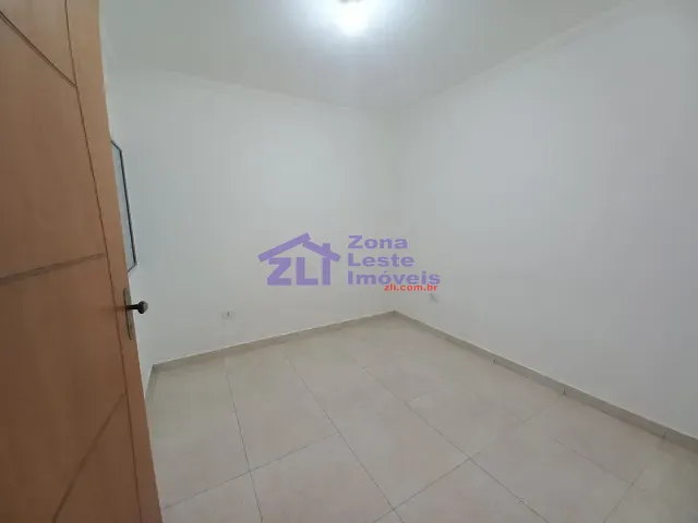 Apartamento com 32m² 1 quarto e 1 banheiro, para alugar, no bairro Cidade Mãe do Céu em São Paulo