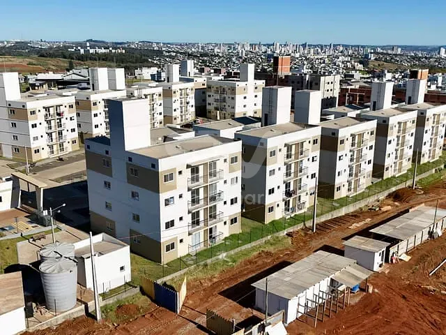 Apartamento 2 quartos e 1 banheiro, para alugar, no bairro Desbravador em Chapecó