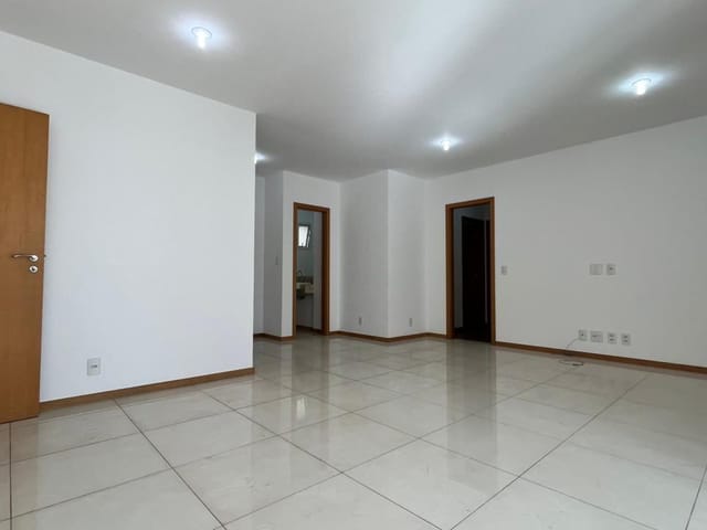 Apartamento com 224m² 3 quartos e 3 banheiros, para alugar, no bairro Gleba Fazenda Palhano em Londrina