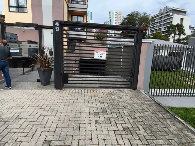 Apartamento para alugar, no bairro Mossunguê em Curitiba