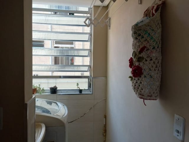 Apartamento com 53m² 2 quartos e 1 banheiro, à venda, no bairro Conjunto Habitacional Presidente Castelo Branco em Carapicuíba