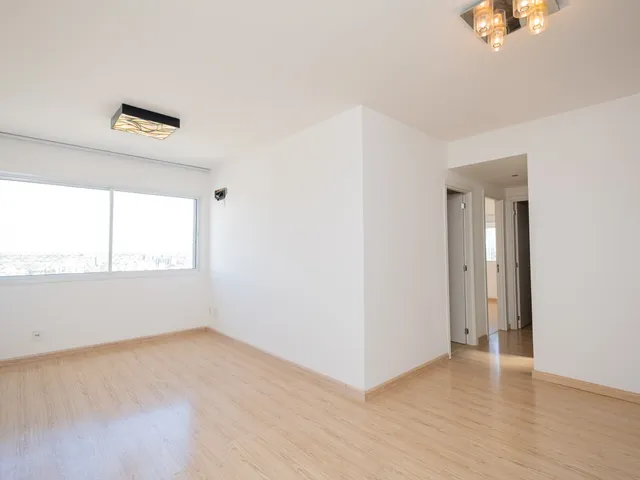 Apartamento com 80m² 3 quartos e 2 banheiros, à venda ou para alugar, no bairro Areal em Pelotas