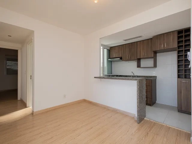 Apartamento com 80m² 3 quartos e 2 banheiros, à venda ou para alugar, no bairro Areal em Pelotas