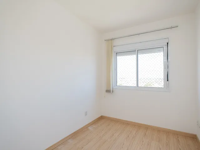 Apartamento com 80m² 3 quartos e 2 banheiros, à venda ou para alugar, no bairro Areal em Pelotas