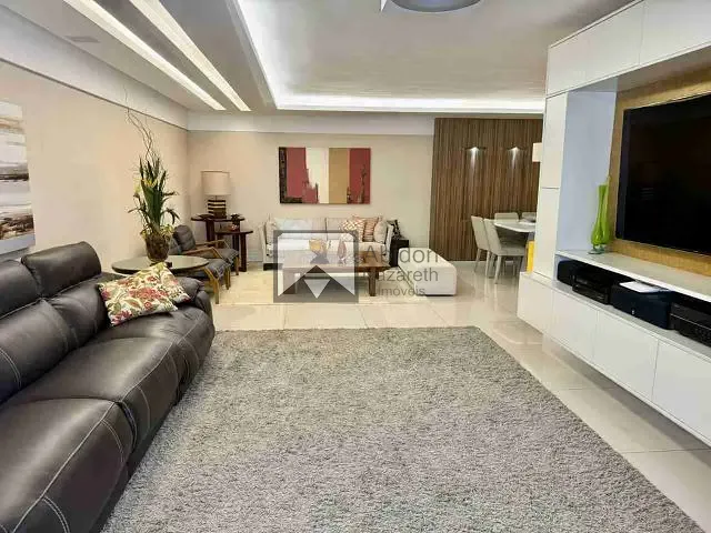 Apartamento com 187m² 4 quartos e 2 banheiros, à venda, no bairro Icaraí em Niterói