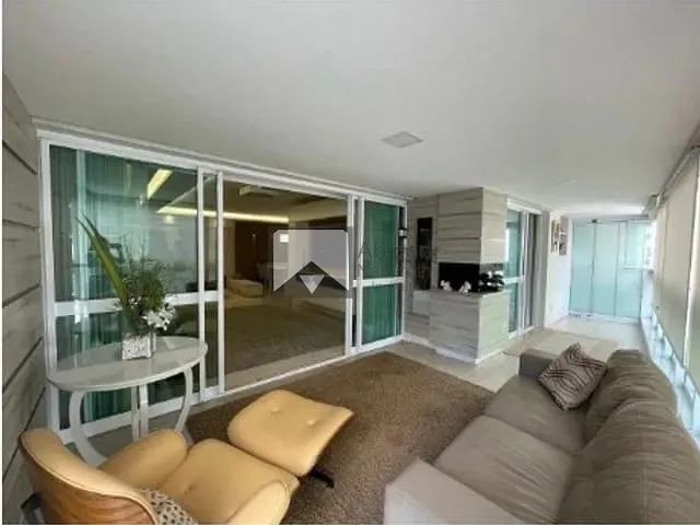 Apartamento com 187m² 4 quartos e 2 banheiros, à venda, no bairro Icaraí em Niterói