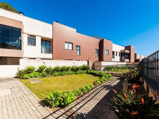 Apartamento 2 quartos e 1 banheiro, para alugar, no bairro Santa Felicidade em Curitiba