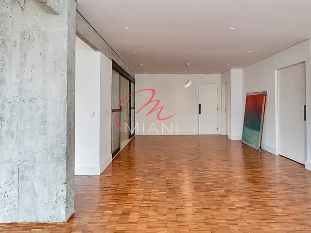 Apartamento com 213m² 3 quartos e 3 banheiros, à venda, no bairro Cerqueira César em São Paulo