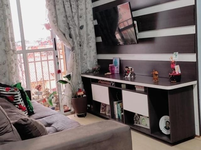 Apartamento com 56m² 3 quartos e 1 banheiro, à venda, no bairro Jardim São Miguel em Ferraz de Vasconcelos