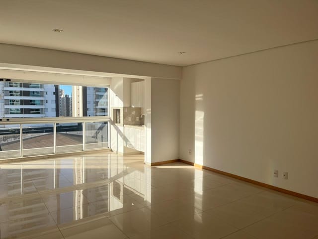 Apartamento 3 quartos e 3 banheiros, à venda, no bairro Gleba Palhano em Londrina