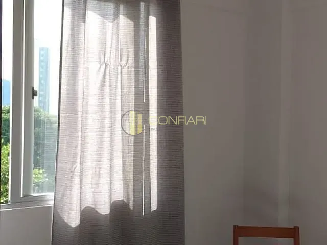 Apartamento 2 quartos e 2 banheiros, à venda, no bairro centro em Itapema