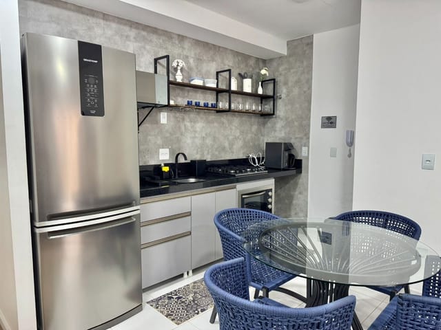 Apartamento com 106m² 2 quartos e 2 banheiros, para alugar, no bairro Gleba Palhano em Londrina