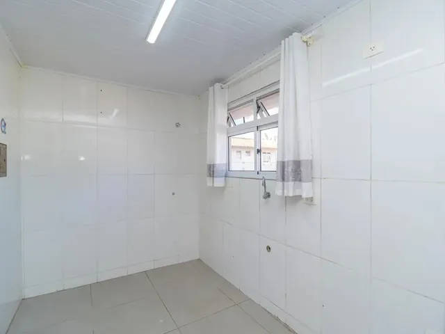 Apartamento 2 quartos e 1 banheiro, para alugar, no bairro Cidade Industrial em Curitiba
