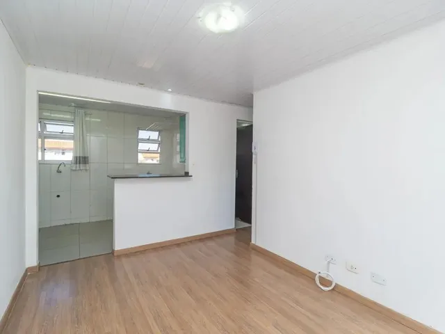Apartamento 2 quartos e 1 banheiro, para alugar, no bairro Cidade Industrial em Curitiba