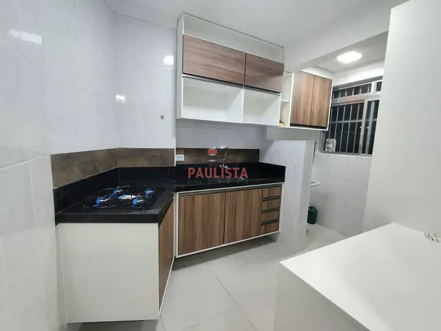 Apartamento 2 quartos e 1 banheiro, à venda, no bairro Pompéia em Santos