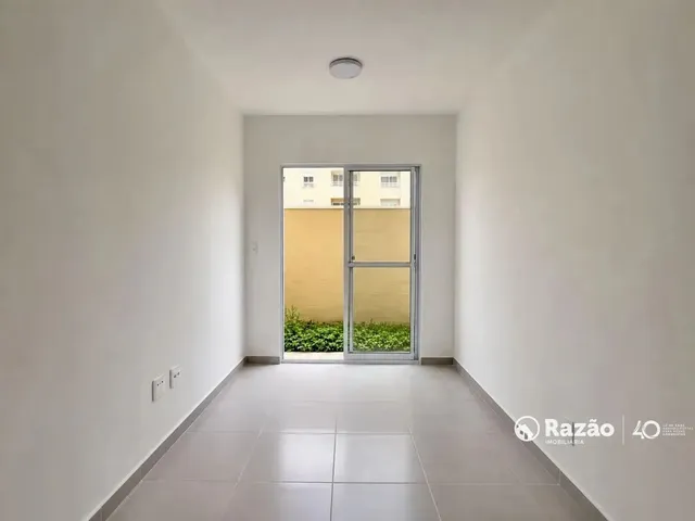 Apartamento 2 quartos e 1 banheiro, para alugar, no bairro Bairro Alto em Curitiba