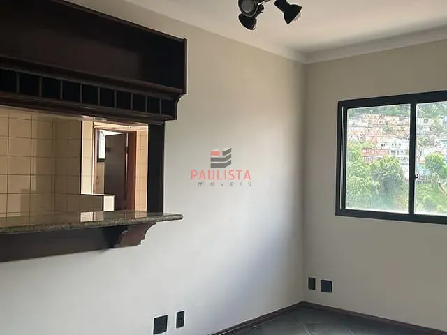 Apartamento 2 quartos e 2 banheiros, para alugar, no bairro Marapé em Santos