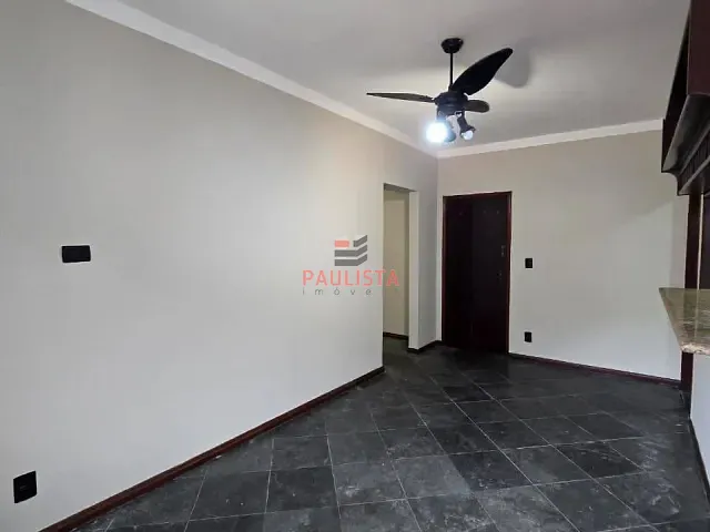 Apartamento 2 quartos e 2 banheiros, para alugar, no bairro Marapé em Santos