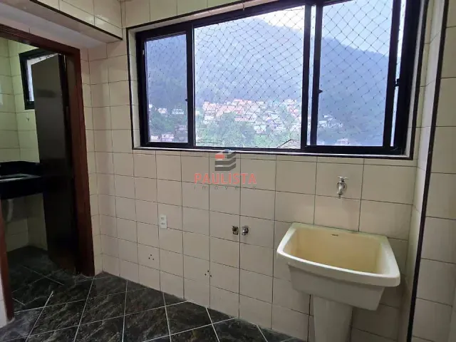 Apartamento 2 quartos e 2 banheiros, para alugar, no bairro Marapé em Santos