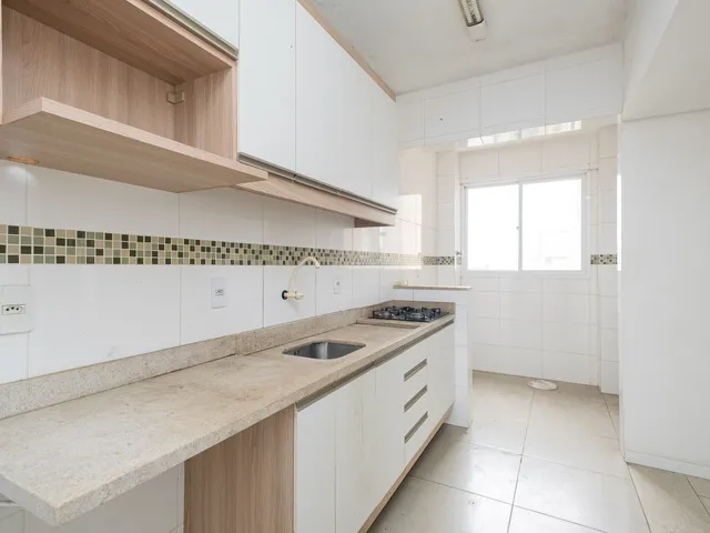 Apartamento 3 quartos e 3 banheiros, para alugar, no bairro Centro em Pelotas