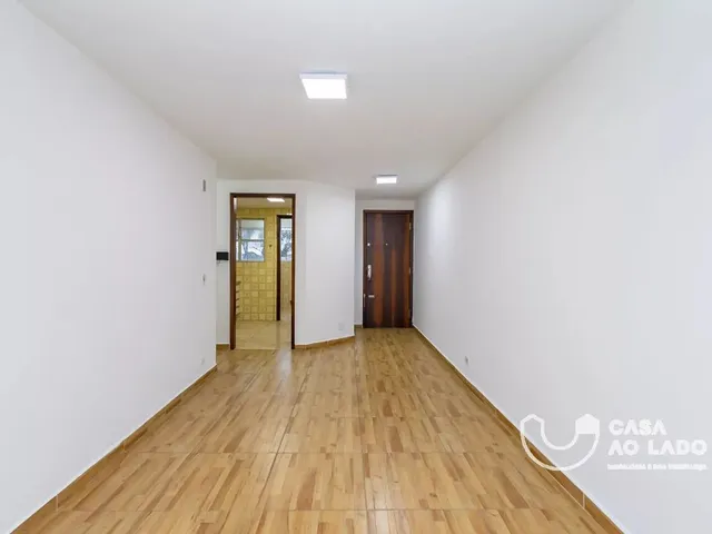 Apartamento 3 quartos e 1 banheiro, para alugar, no bairro Bacacheri em Curitiba