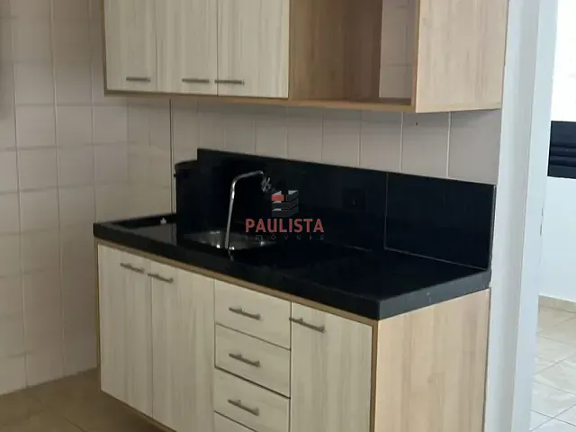 Apartamento 2 quartos e 1 banheiro, para alugar, no bairro Gonzaga em Santos