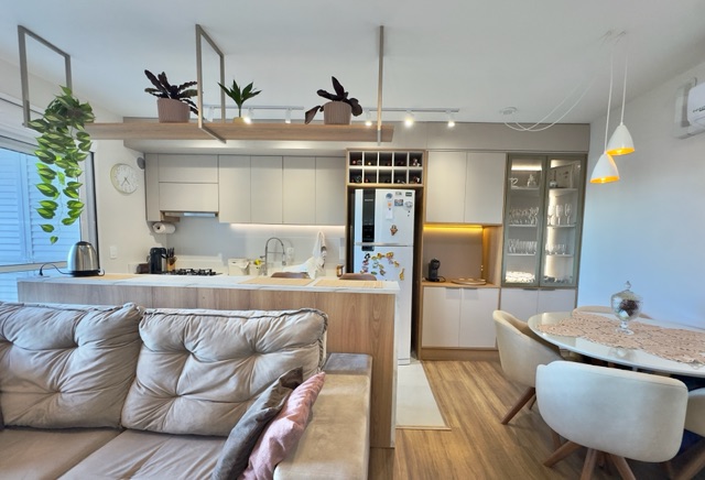 Apartamento com 80m² 2 quartos e 2 banheiros, à venda, no bairro Areal em Pelotas