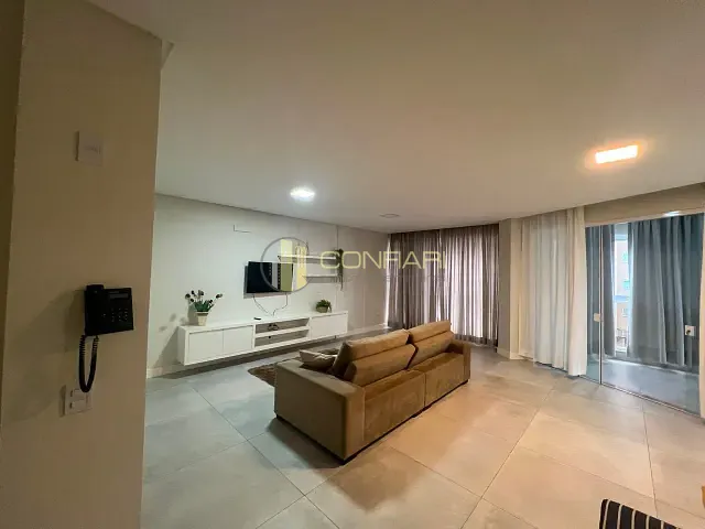 Apartamento 4 quartos e 5 banheiros, para alugar, no bairro Meia praia em Itapema