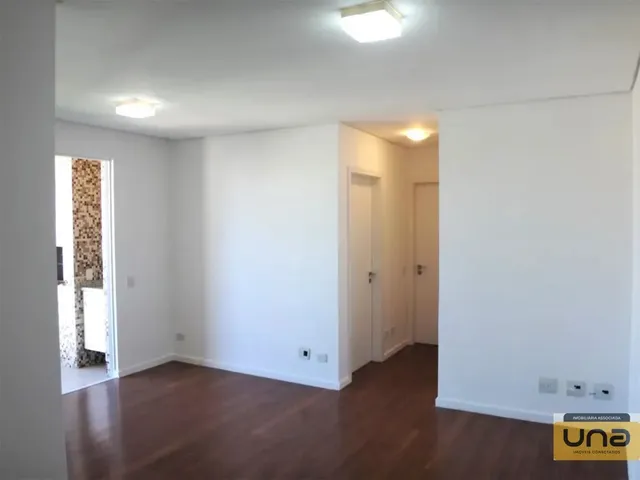 Apartamento 2 quartos e 1 banheiro, para alugar, no bairro BIGORRILHO em Curitiba