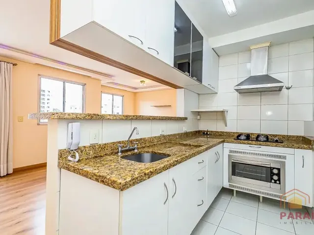 Apartamento 3 quartos e 2 banheiros, para alugar, no bairro Lindóia em Curitiba