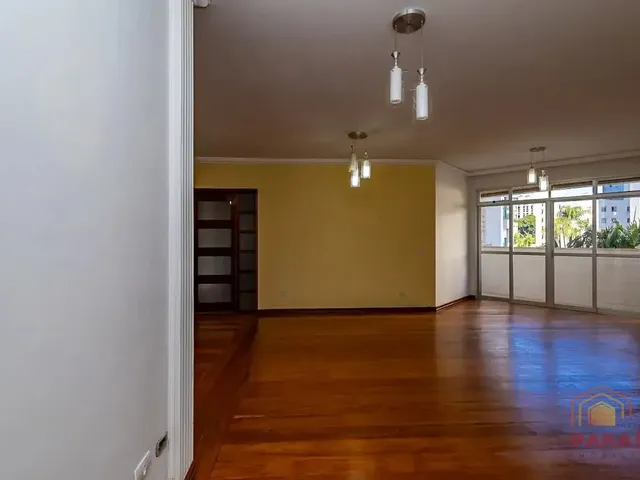 Apartamento 3 quartos e 3 banheiros, para alugar, no bairro Bigorrilho em Curitiba