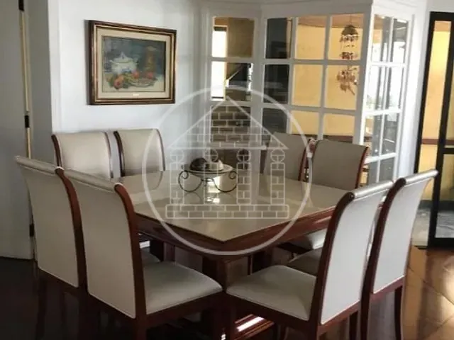 Apartamento com 211m² 3 quartos e 5 banheiros, à venda, no bairro Vila Suzana em São Paulo