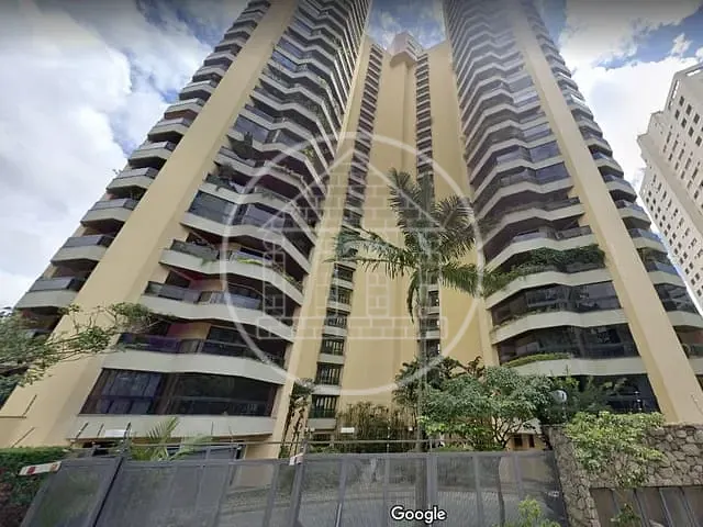 Apartamento com 211m² 3 quartos e 5 banheiros, à venda, no bairro Vila Suzana em São Paulo