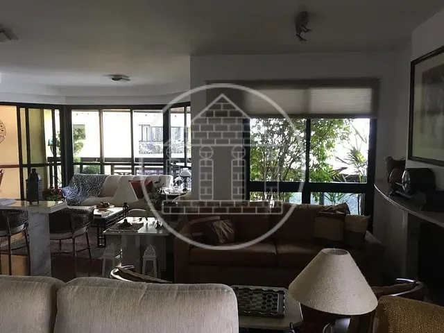 Apartamento com 211m² 3 quartos e 5 banheiros, à venda, no bairro Vila Suzana em São Paulo