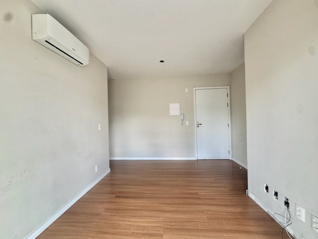 Apartamento 2 quartos e 1 banheiro, à venda, no bairro Três vendas em Pelotas