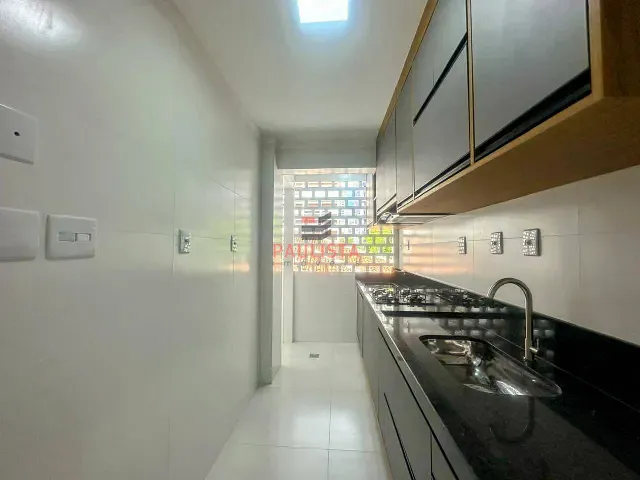 Apartamento 1 quarto e 1 banheiro, à venda, no bairro Boqueirão em Santos