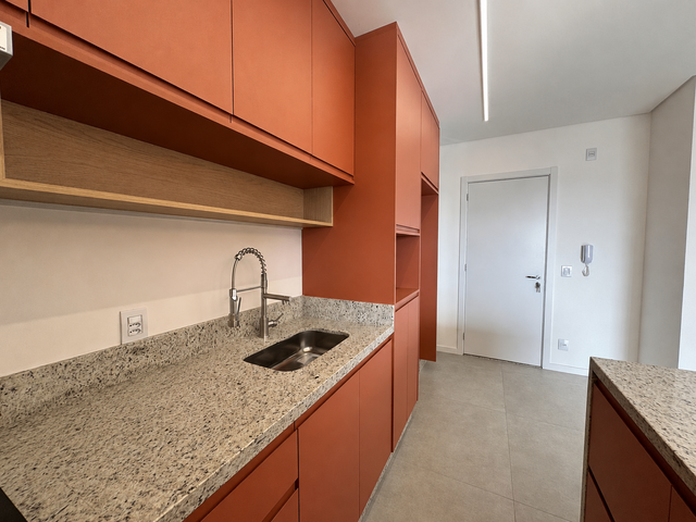 Apartamento com 127m² 2 quartos e 2 banheiros, para alugar, no bairro Conjunto Habitacional Jamile Dequech em Londrina