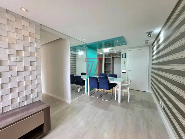 Apartamento 3 quartos e 2 banheiros, para alugar, no bairro Novo Mundo em Curitiba