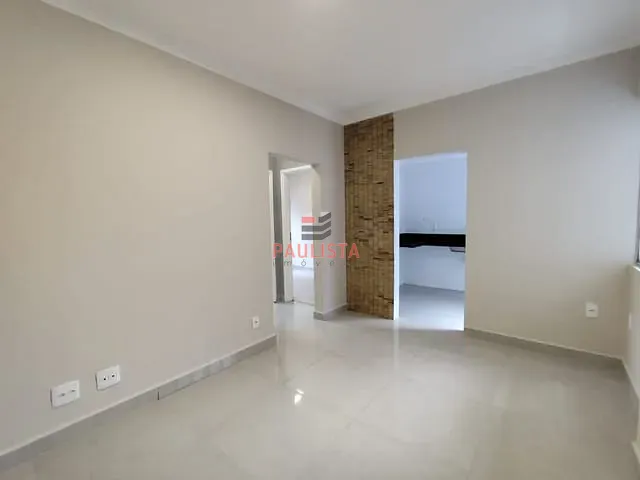 Apartamento 2 quartos e 1 banheiro, à venda, no bairro Gonzaga em Santos