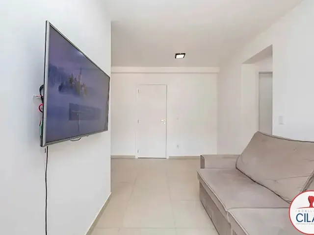 Apartamento 2 quartos e 1 banheiro, à venda, no bairro Santa Cândida em Curitiba