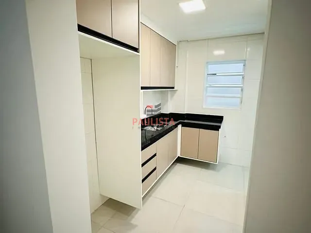 Apartamento 2 quartos e 2 banheiros, à venda, no bairro Ponta da Praia em Santos