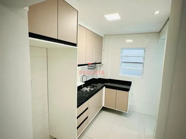 Apartamento 2 quartos e 2 banheiros, à venda, no bairro Ponta da Praia em Santos