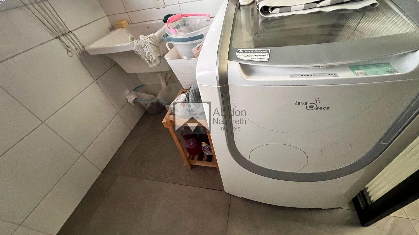 Apartamento à venda com 3 quartos, 130m² - Foto 32