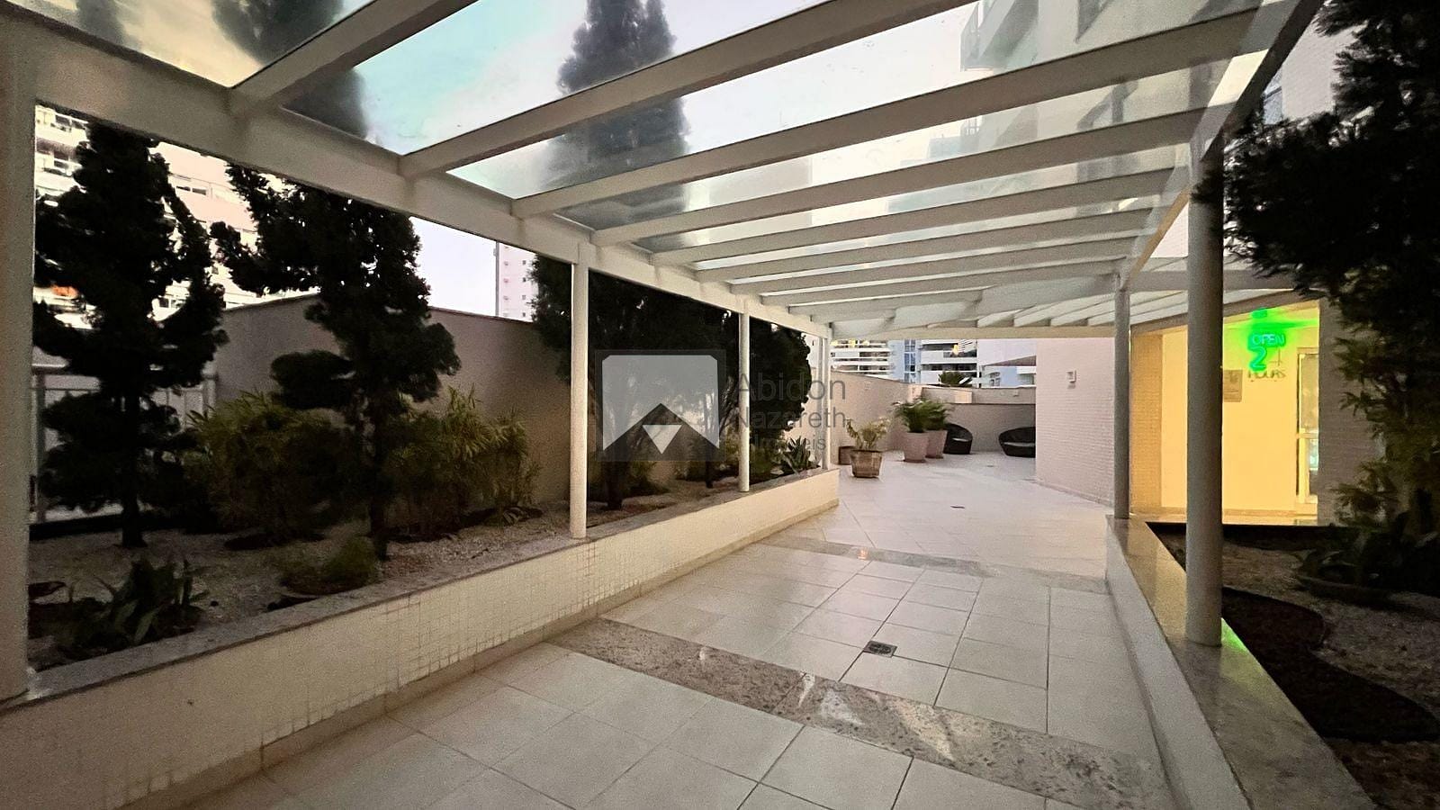Apartamento à venda com 3 quartos, 130m² - Foto 48