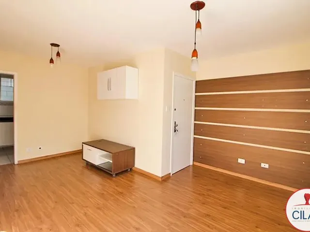 Apartamento 3 quartos e 1 banheiro, para alugar, no bairro Seminário em Curitiba