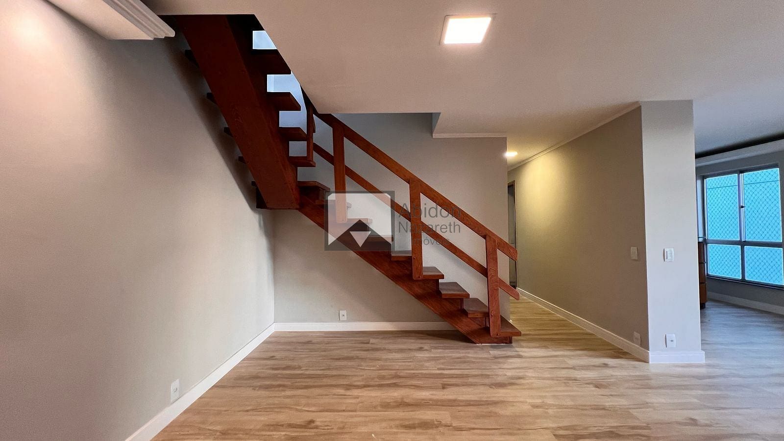 Cobertura à venda com 4 quartos, 220m² - Foto 21