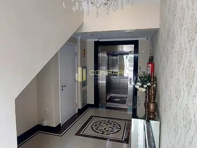 Apartamento 2 quartos e 3 banheiros, para alugar, no bairro meia praia em Itapema